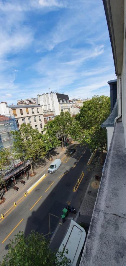 Hotel Des Pyrenees - Entre Bastille Et Nation Paris Exterior foto